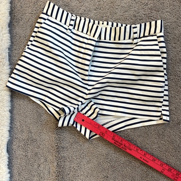 SOLD H&M Navy blue & white striped sailor shorts - Picture 4 of 6